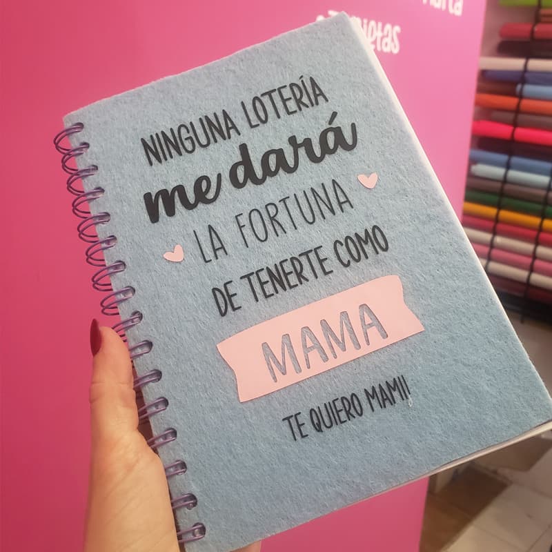 Libretas y llaveros personalizados en Vigo